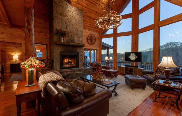 Fallen Timber Lodge | Cabin Rentals of Georgia | Great Room