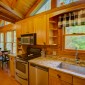 KitchenLeadsouttoCreeksideAnotherAlFrescoDiningTablefor4